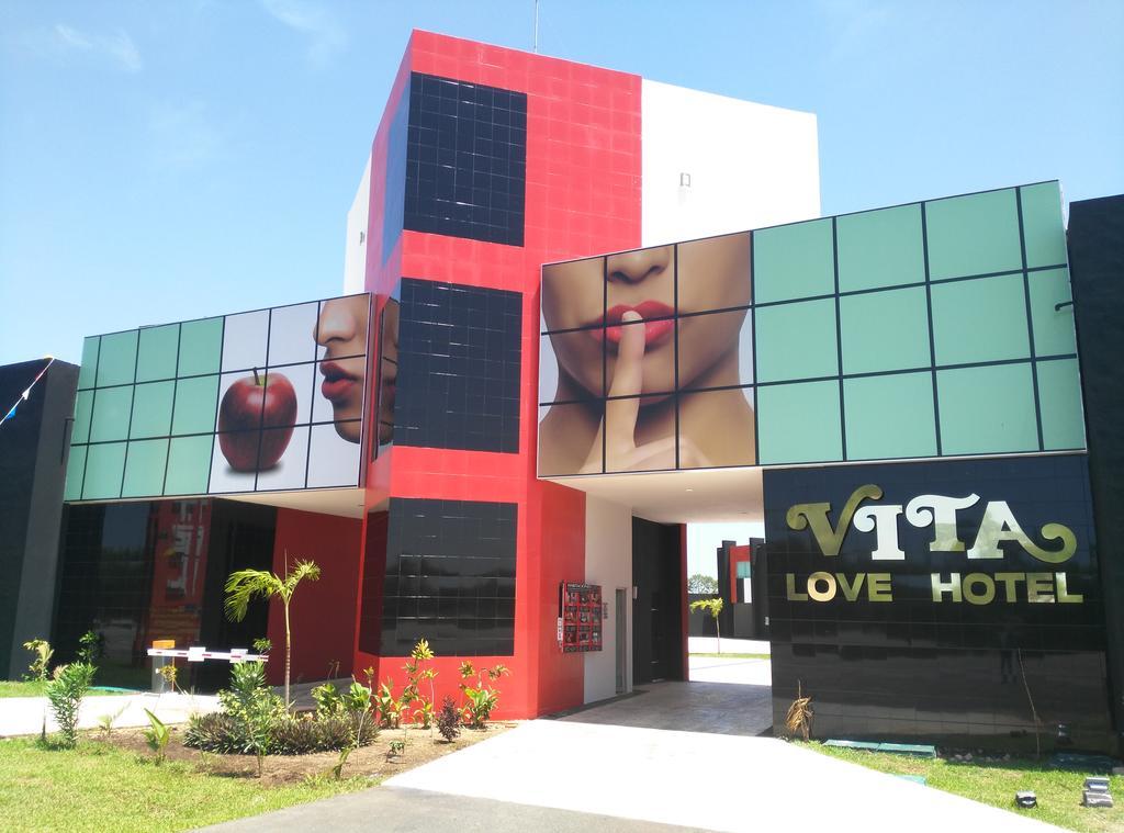 Vita Love Hotel Mérida Extérieur photo