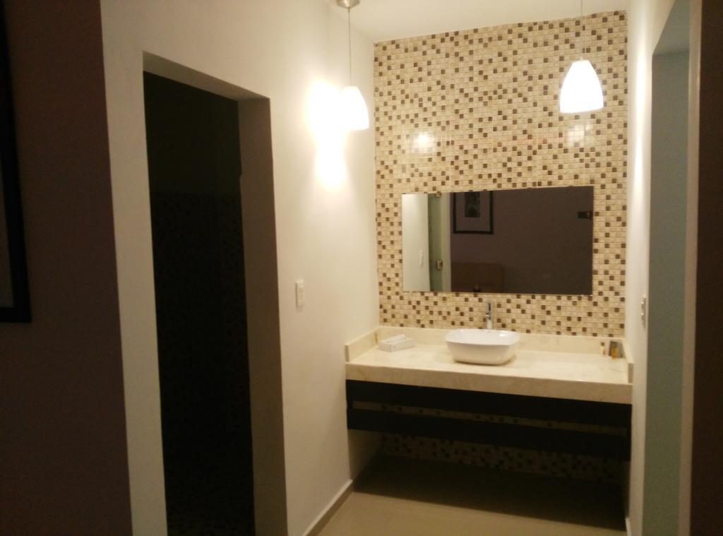 Vita Love Hotel Mérida Extérieur photo