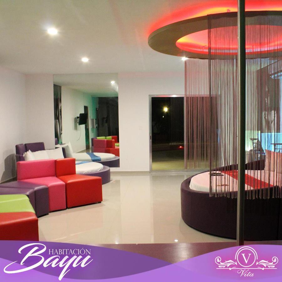 Vita Love Hotel Mérida Extérieur photo